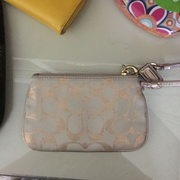 COACH METALLIC Taupe Wristlet! - Picture 8 of 11